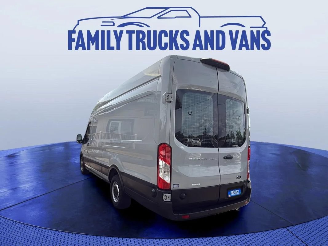 Used 2023 Ford Transit 250 148 High Roof Extended RWD image 3