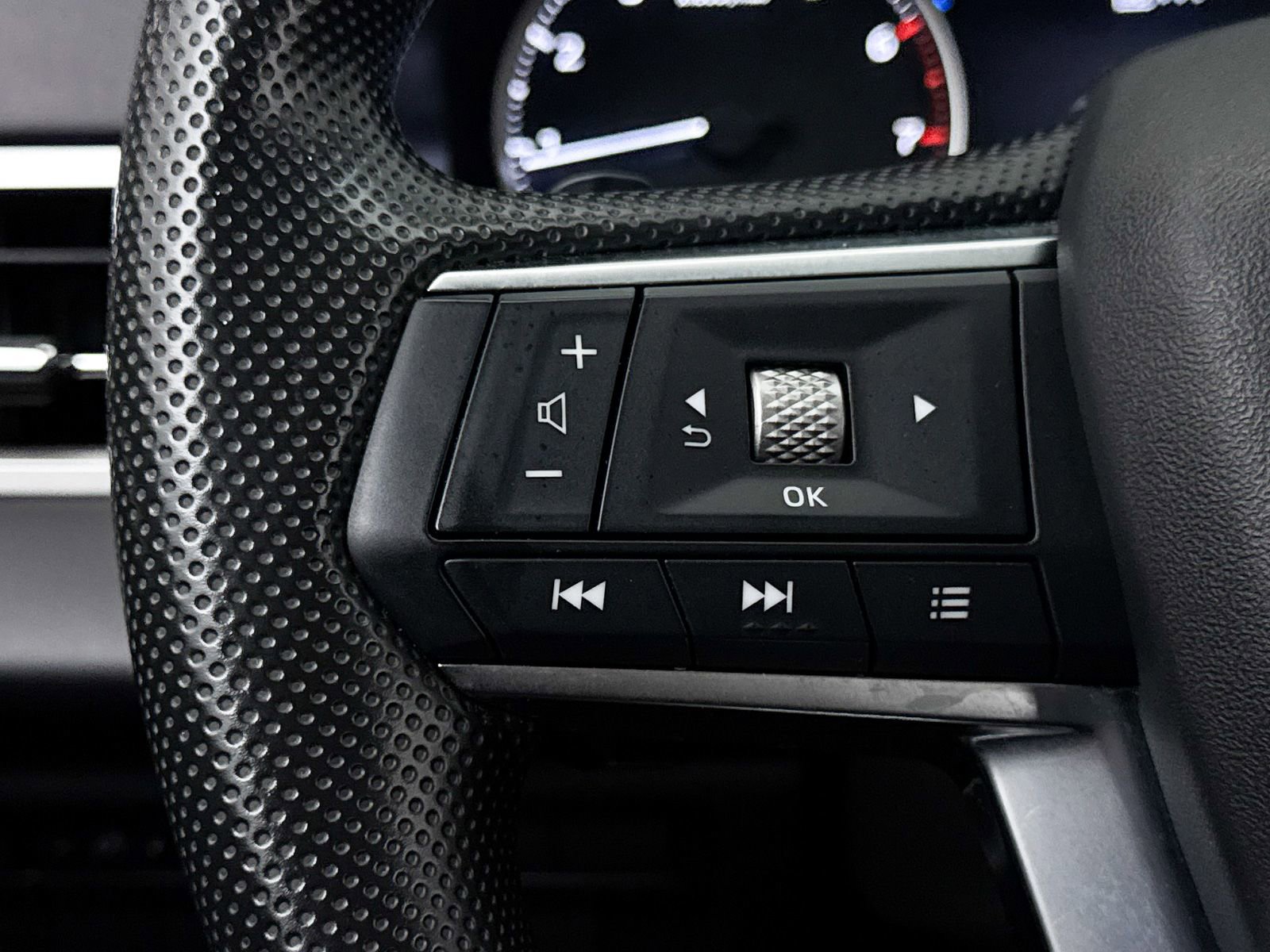 Used 2024 Mitsubishi Outlander ES image 31