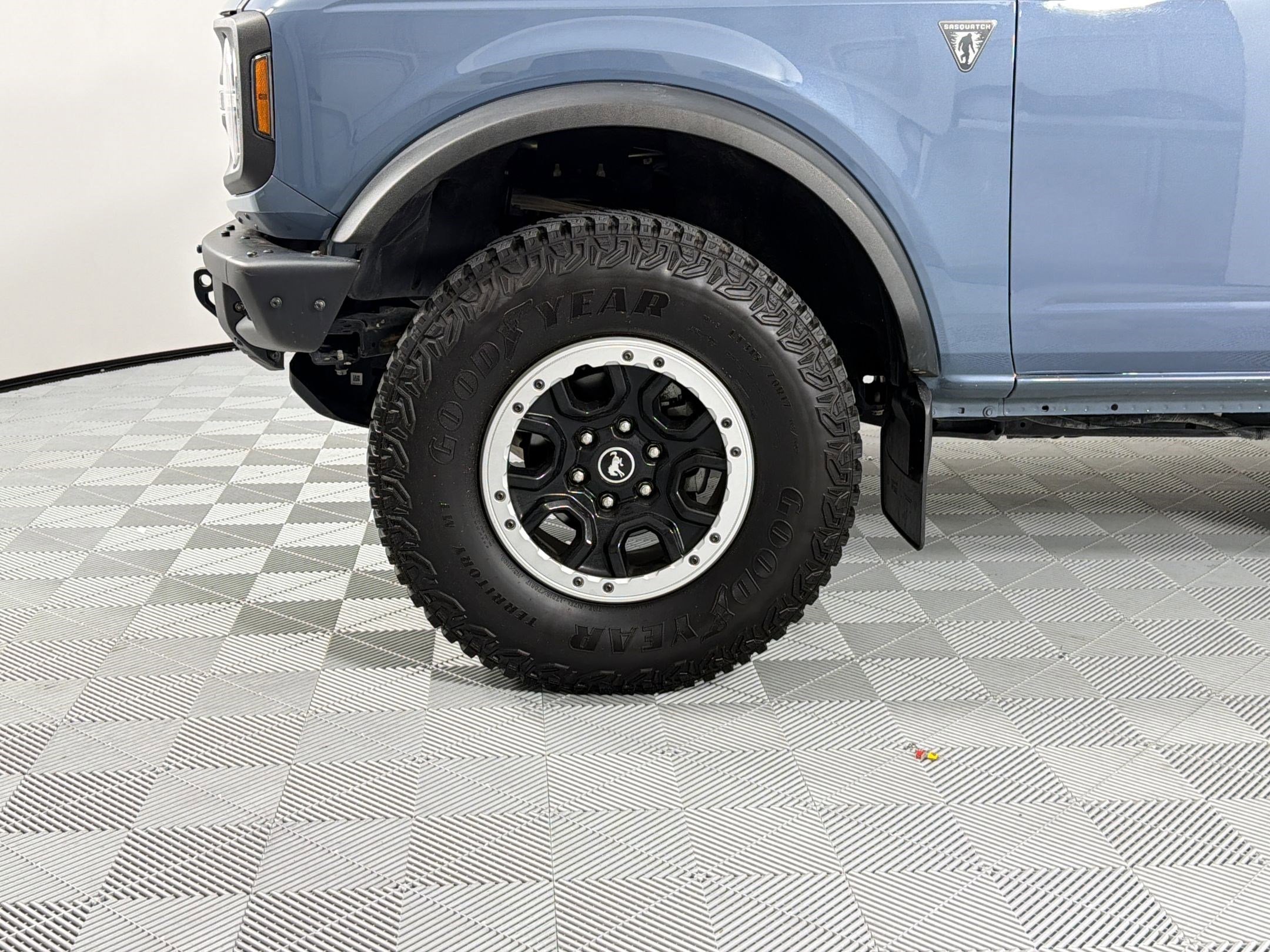 Used 2023 Ford Bronco 2-Door w/ Sasquatch Package AWD/4WD image 12