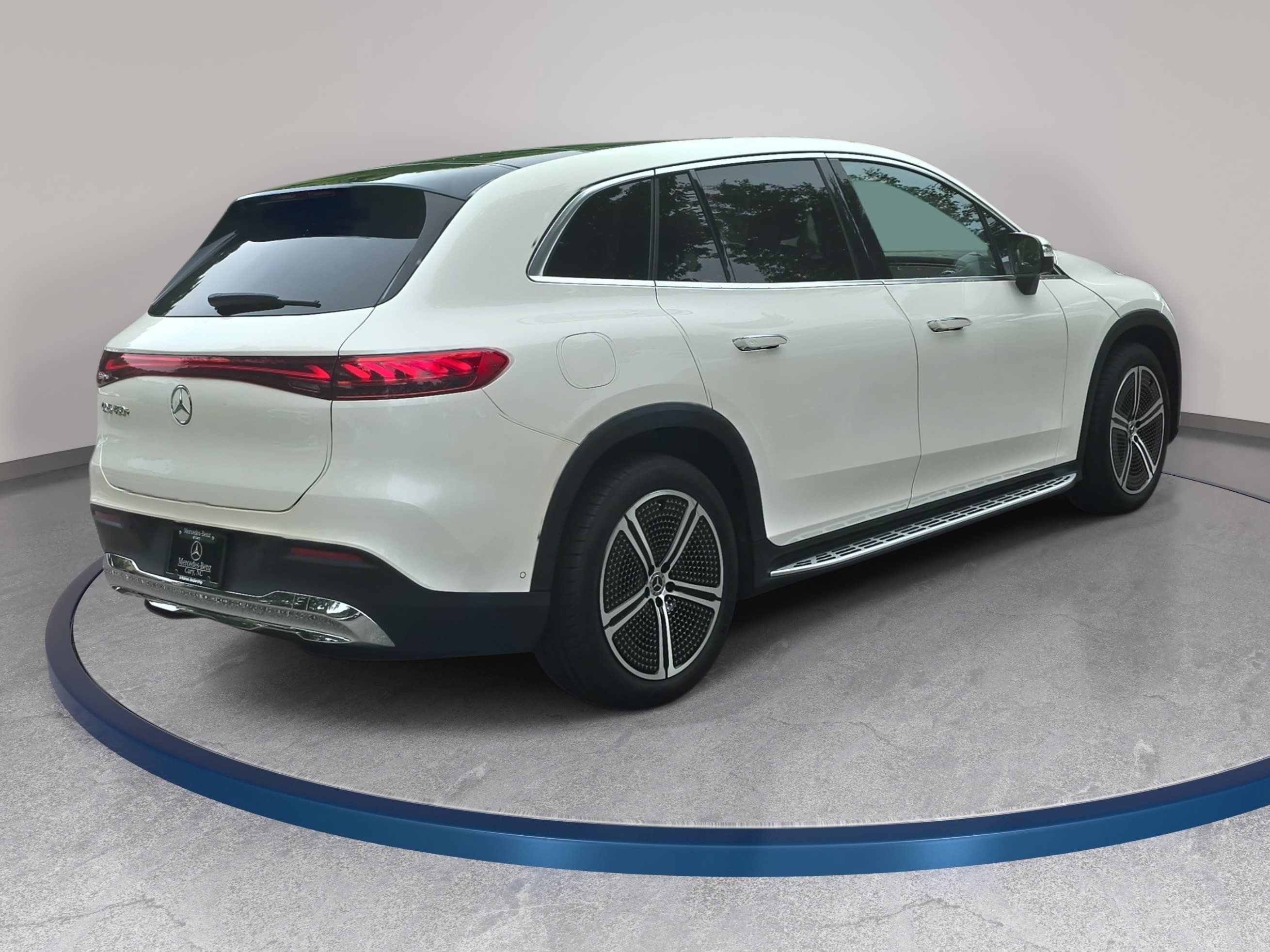 Certified 2023 Mercedes-Benz EQS 450+ SUV image 5