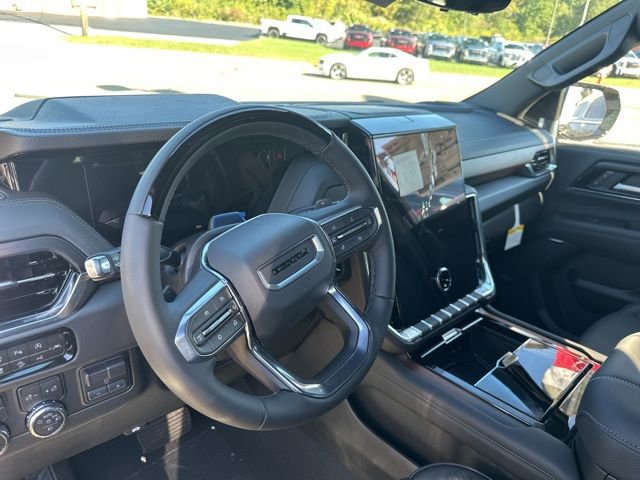 New 2026 GMC Yukon XL Denali w/ Denali Reserve Package image 18