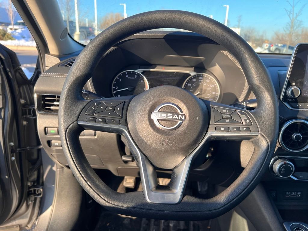 Used 2024 Nissan Sentra SV image 17