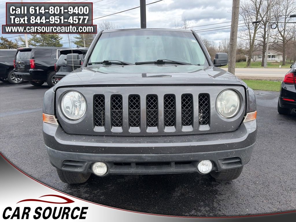 Used 2017 Jeep Patriot High Altitude image 2
