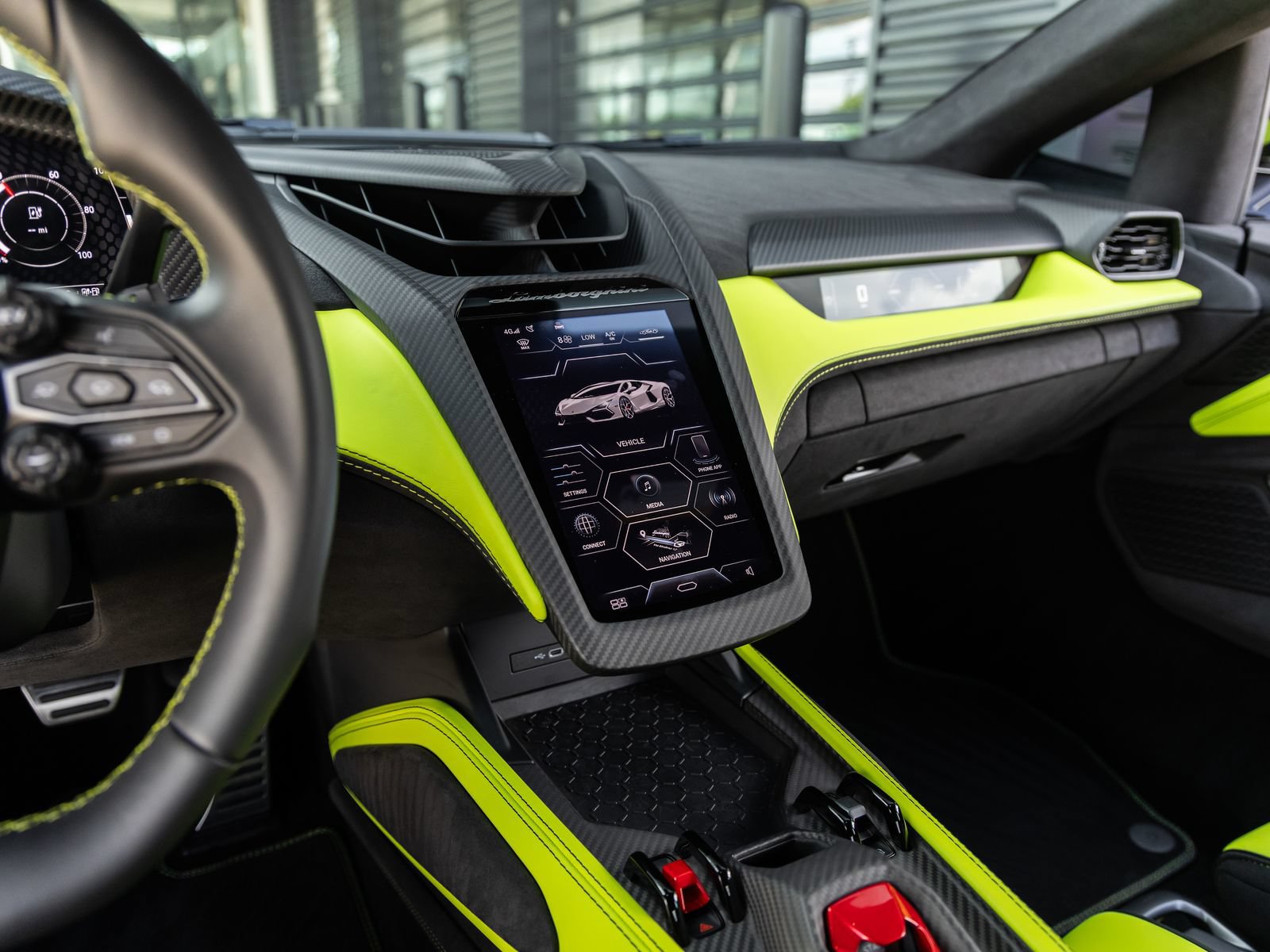 Used 2025 Lamborghini Revuelto AWD/4WD image 47