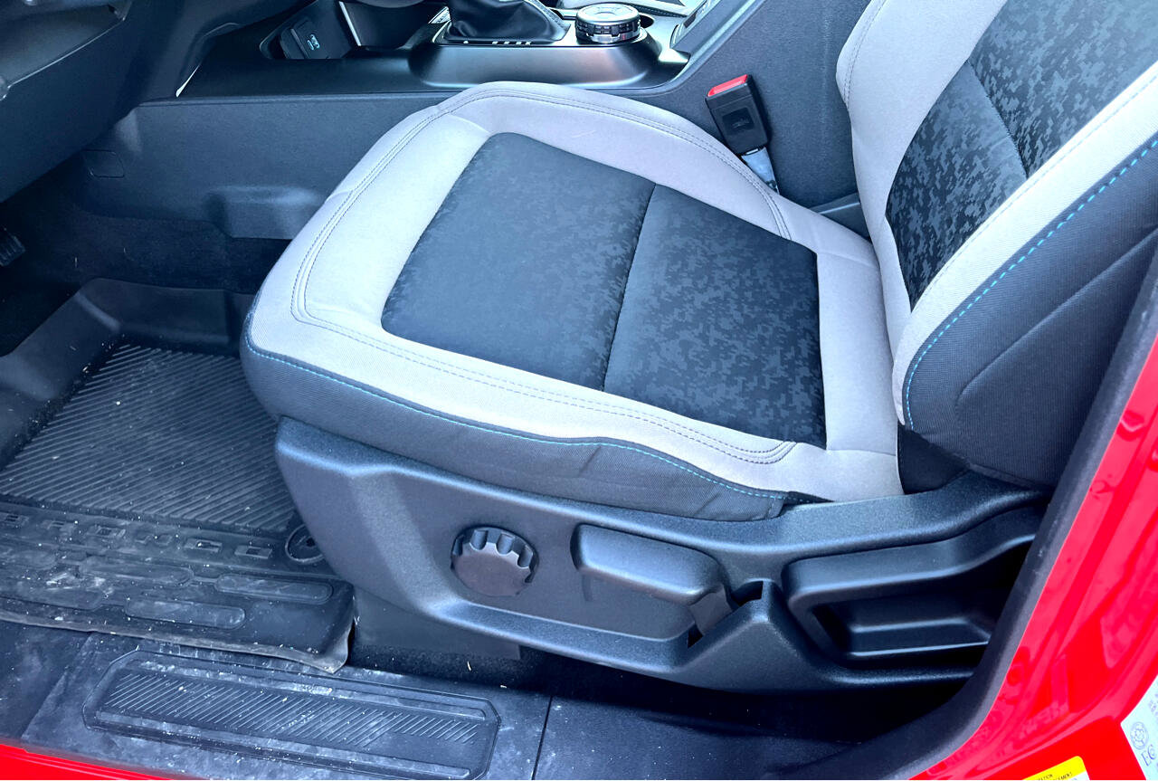 Used 2023 Ford Bronco Wildtrak image 11