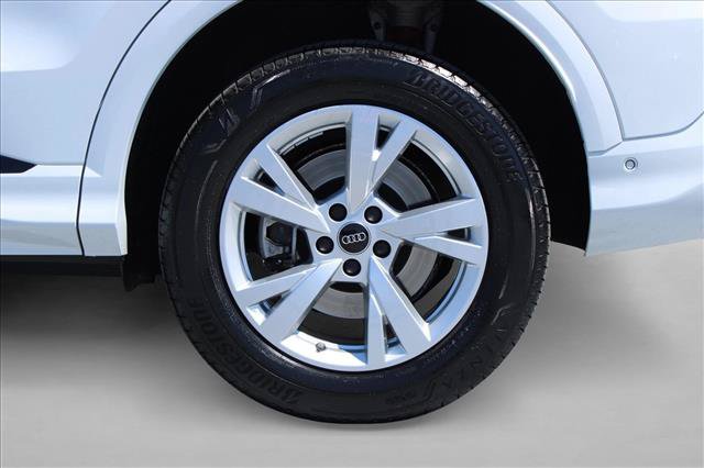 Used 2025 Audi Q5 Premium w/ Convenience Package AWD/4WD image 14
