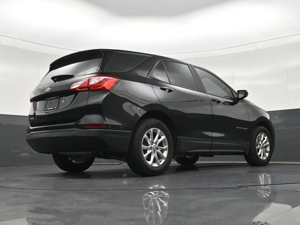 Used 2020 Chevrolet Equinox LS FWD image 27
