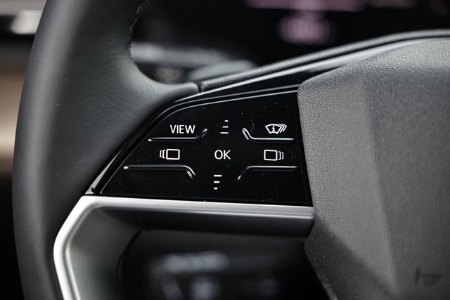 New 2025 Audi Q5 Premium Plus image 32