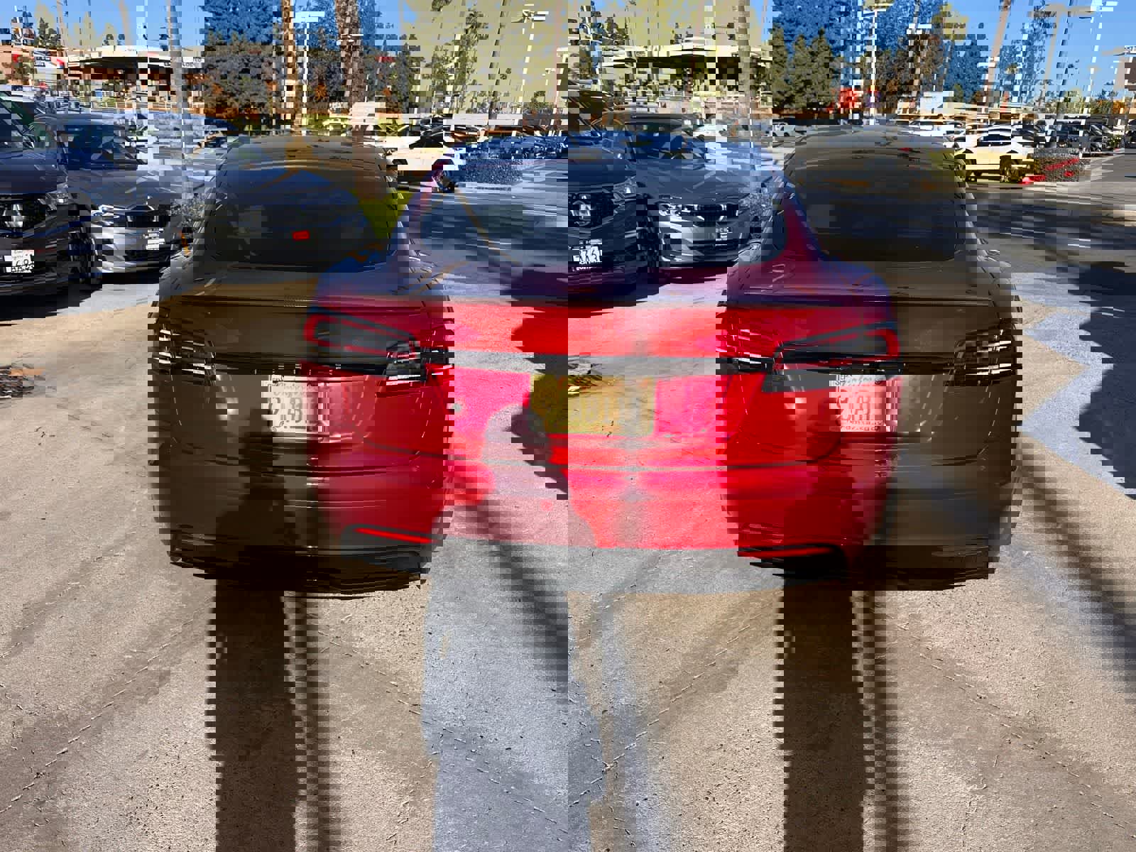 Used 2023 Tesla Model S image 4