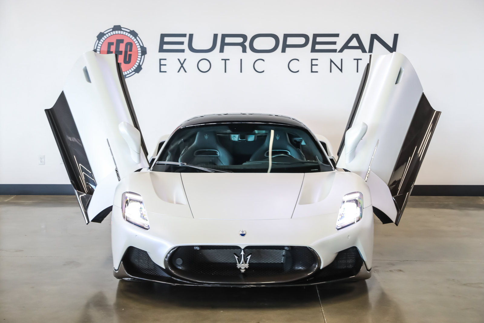 Used 2022 Maserati MC20 Coupe RWD image 5