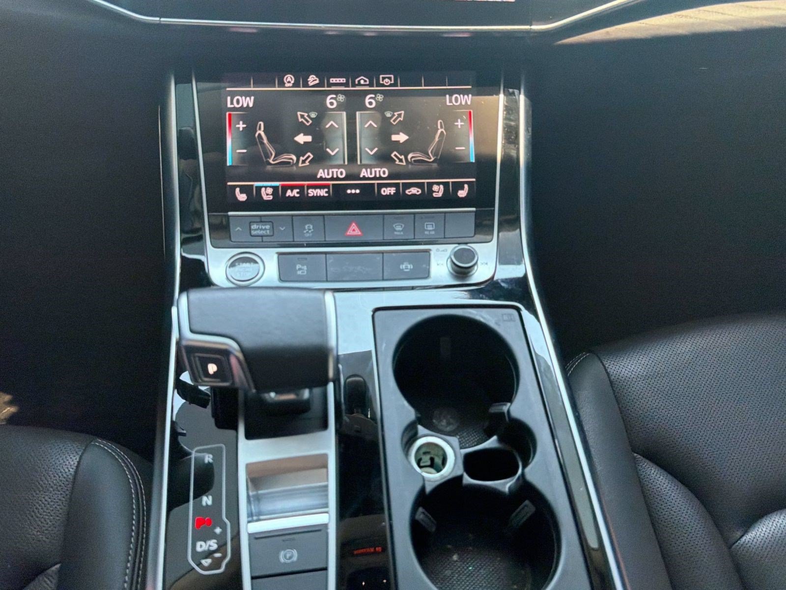 Certified 2022 Audi Q8 Premium Plus AWD/4WD image 17