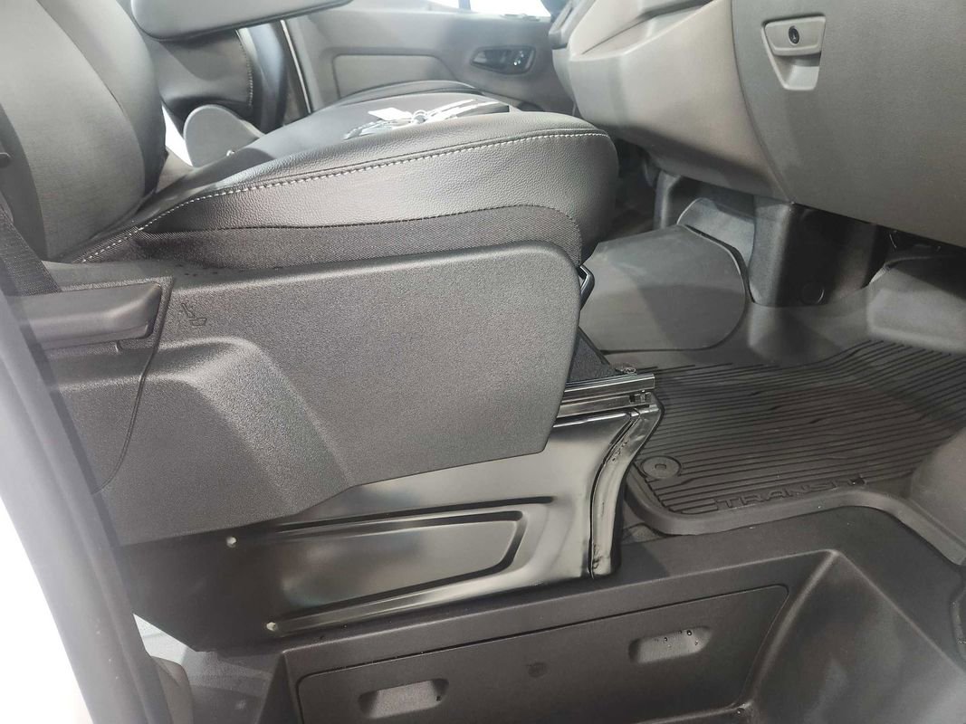 Used 2024 Ford Transit 250 Low Roof AWD image 65