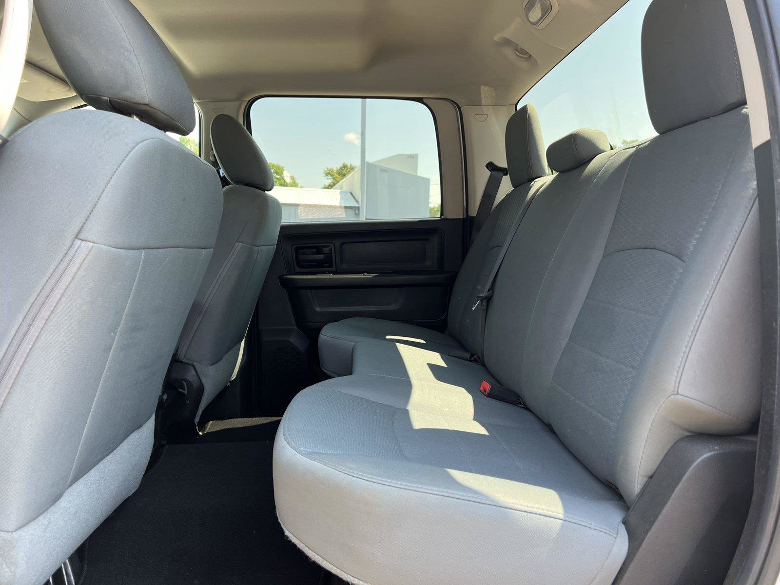 Used 2016 RAM 2500 Tradesman w/ Chrome Appearance Group AWD/4WD image 5