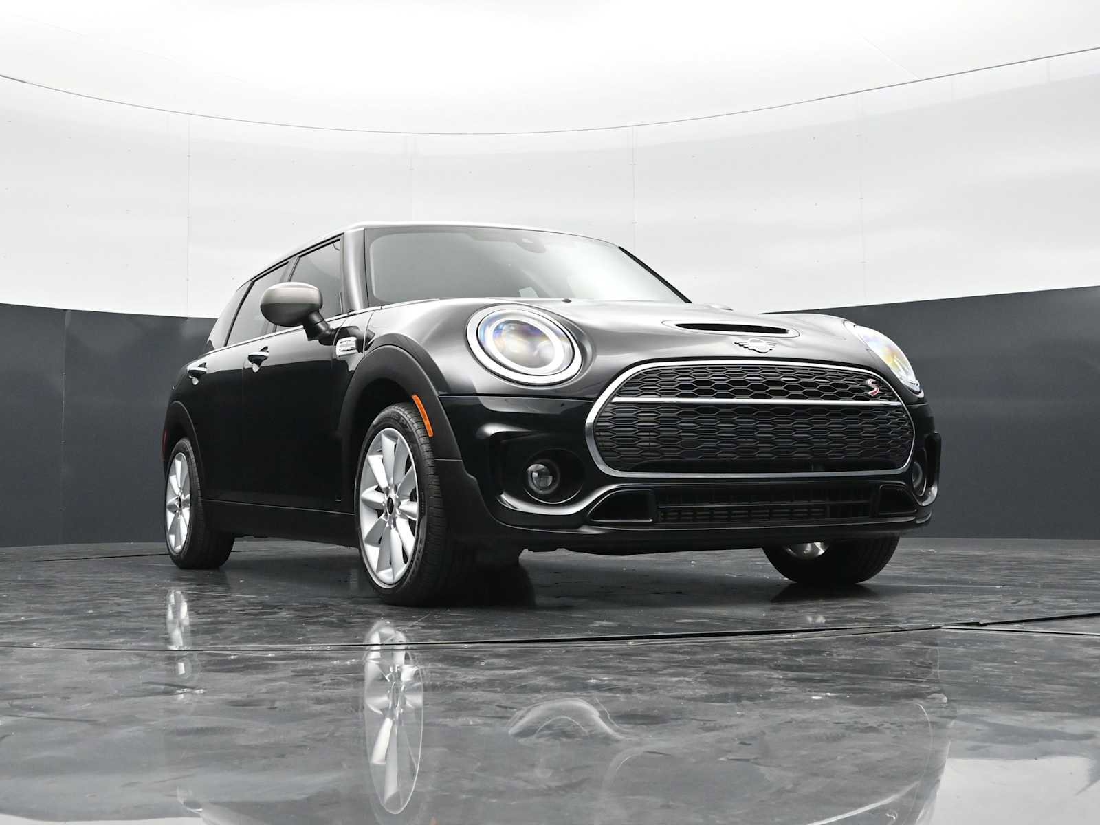Used 2024 MINI Cooper Clubman S FWD image 27