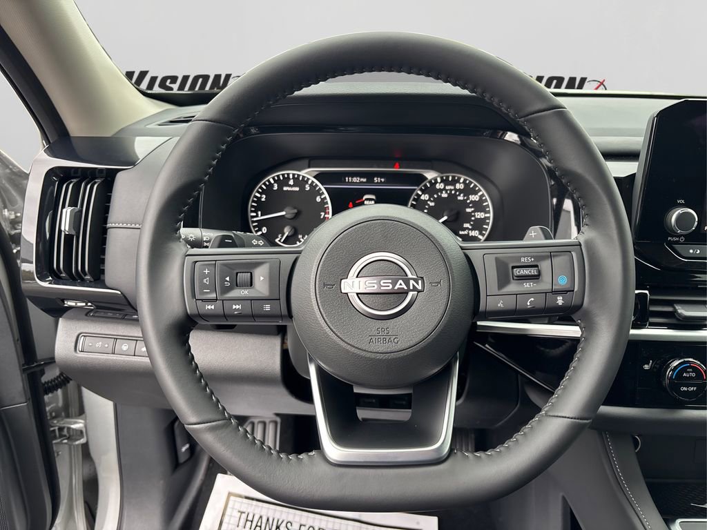 New 2025 Nissan Pathfinder SV w/ Black Appearance Package image 15
