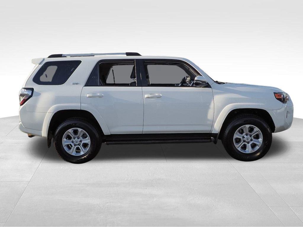 Used 2019 Toyota 4Runner SR5 Premium image 9