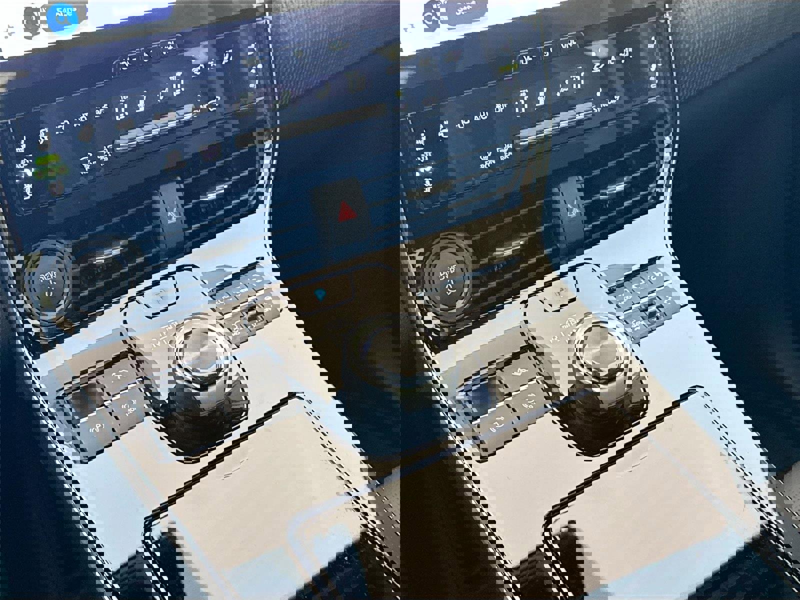 New 2025 Toyota bZ4X AWD image 29