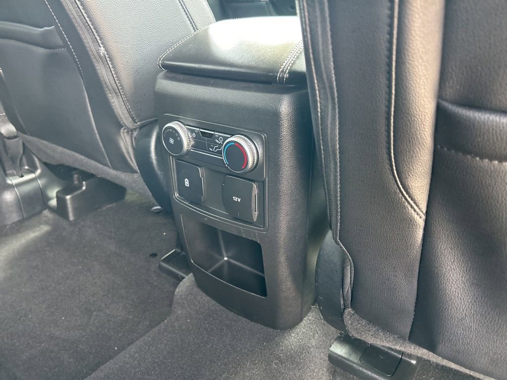 Used 2021 Ford Explorer XLT w/ Equipment Group 202A RWD image 46