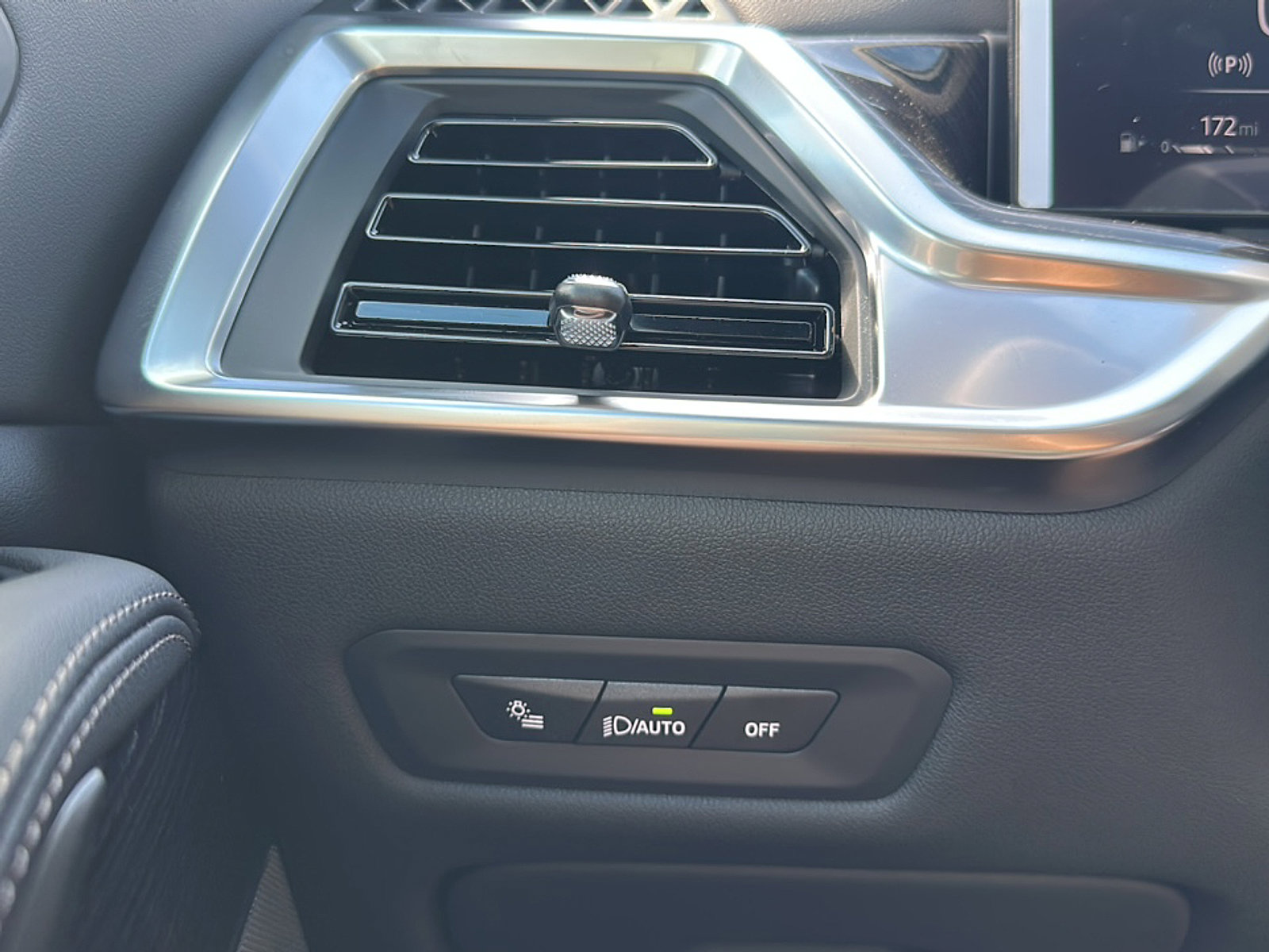 New 2026 BMW X5 sDrive40i w/ M Sport Package image 26