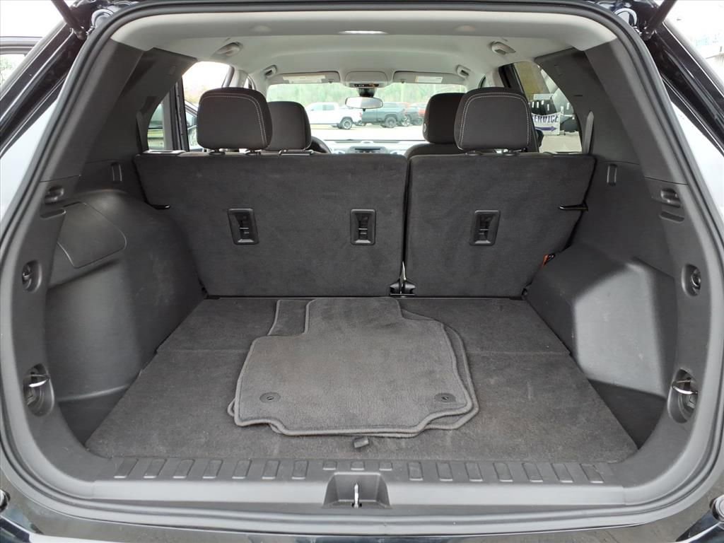 Used 2023 Chevrolet Equinox LS w/ LS Convenience Package image 13