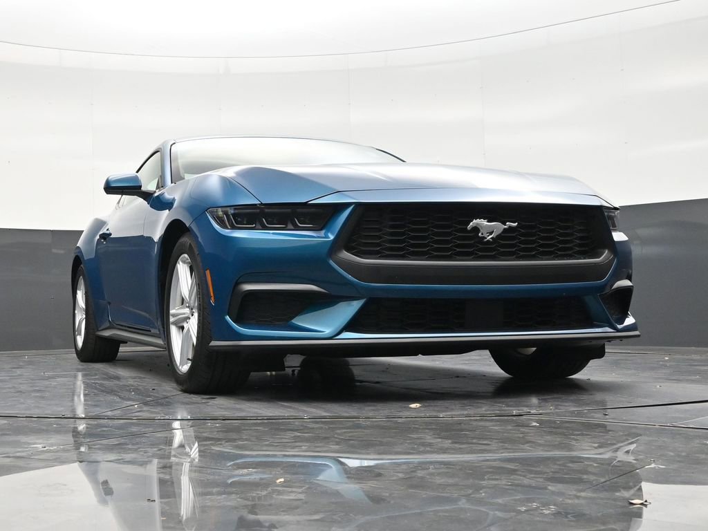 Used 2026 Ford Mustang Coupe RWD image 27