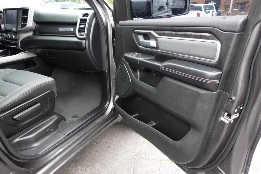 Used 2022 RAM 1500 Big Horn AWD/4WD image 32