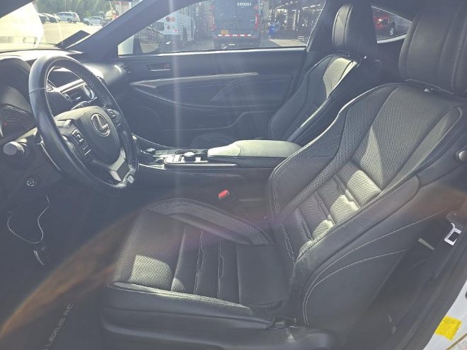 Used 2017 Lexus RC 200t F Sport RWD image 7