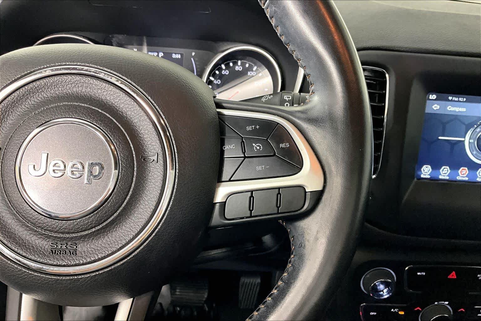 Used 2021 Jeep Compass Latitude FWD image 23