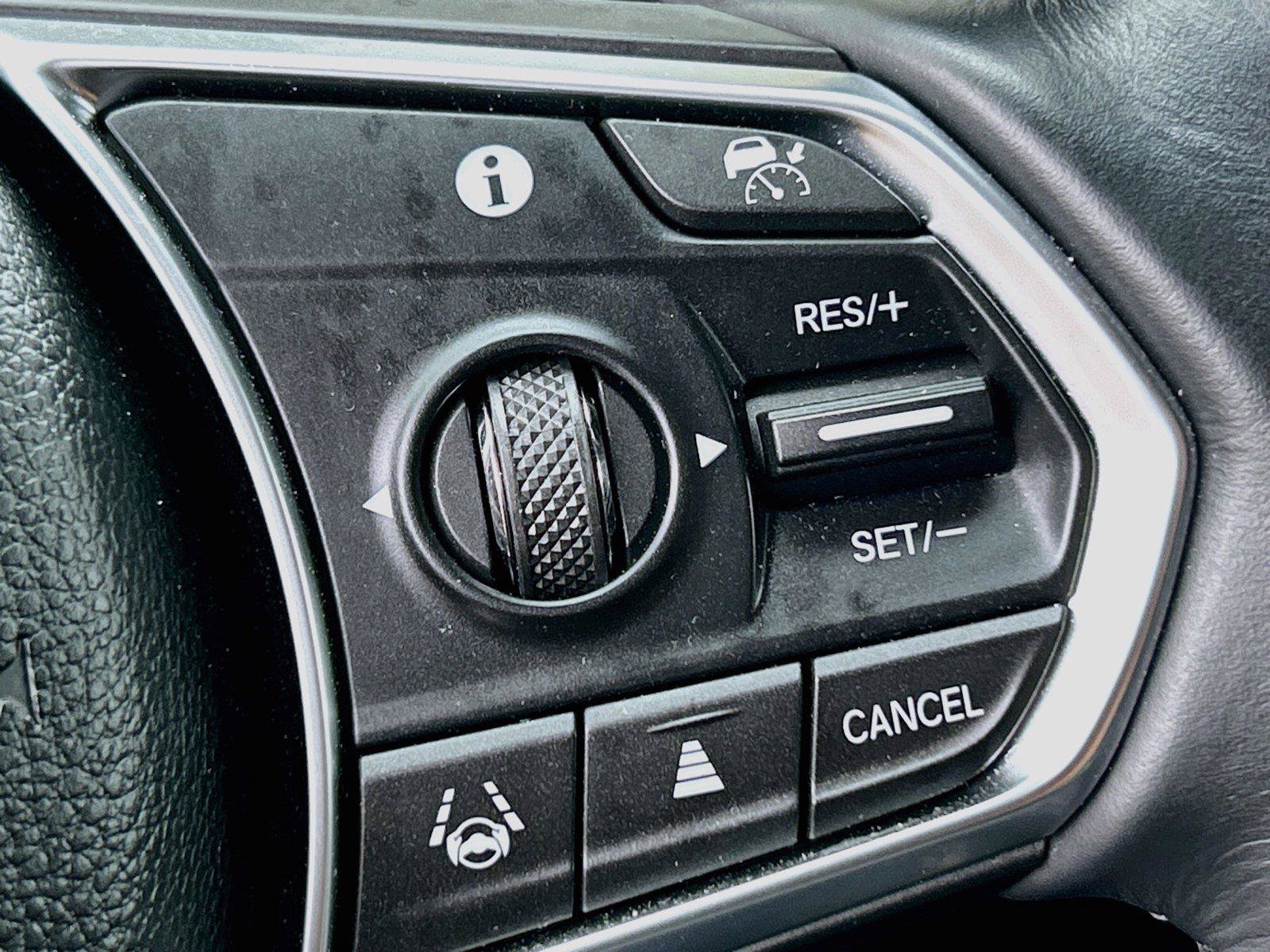 Used 2023 Acura MDX w/ Advance Package AWD/4WD image 39