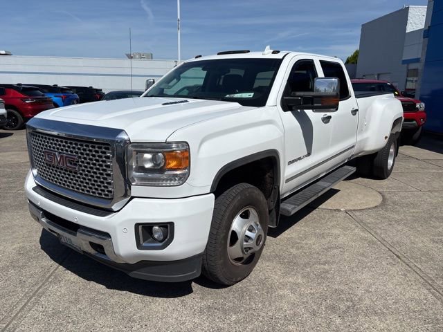Used 2016 GMC Sierra 3500 Denali w/ Duramax Plus Package AWD/4WD image 4