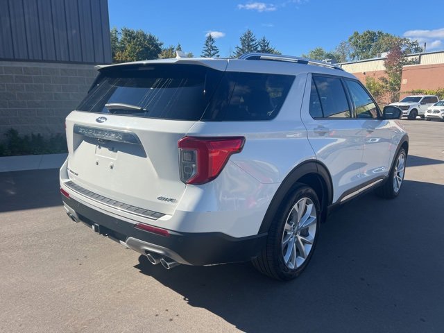 Used 2023 Ford Explorer Platinum w/ Technology Package image 5