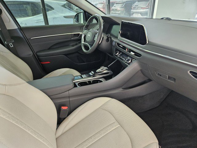 Used 2021 Hyundai Sonata Limited FWD image 12