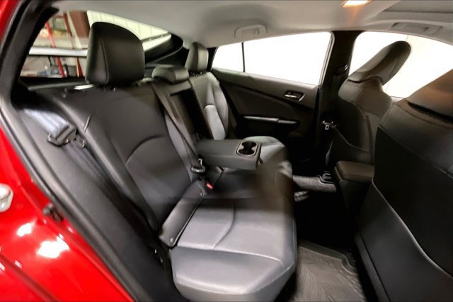 Used 2017 Toyota Prius Four w/ Advanced Technology Package FWD image 27