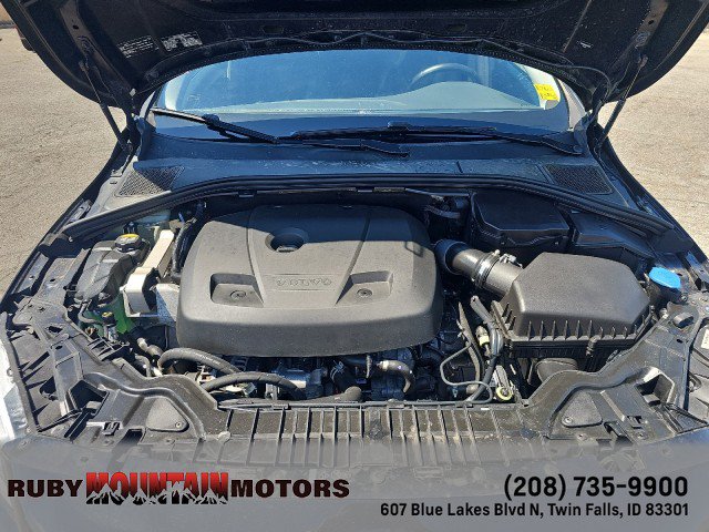 Used 2018 Volvo V60 T5 Cross Country AWD/4WD image 38