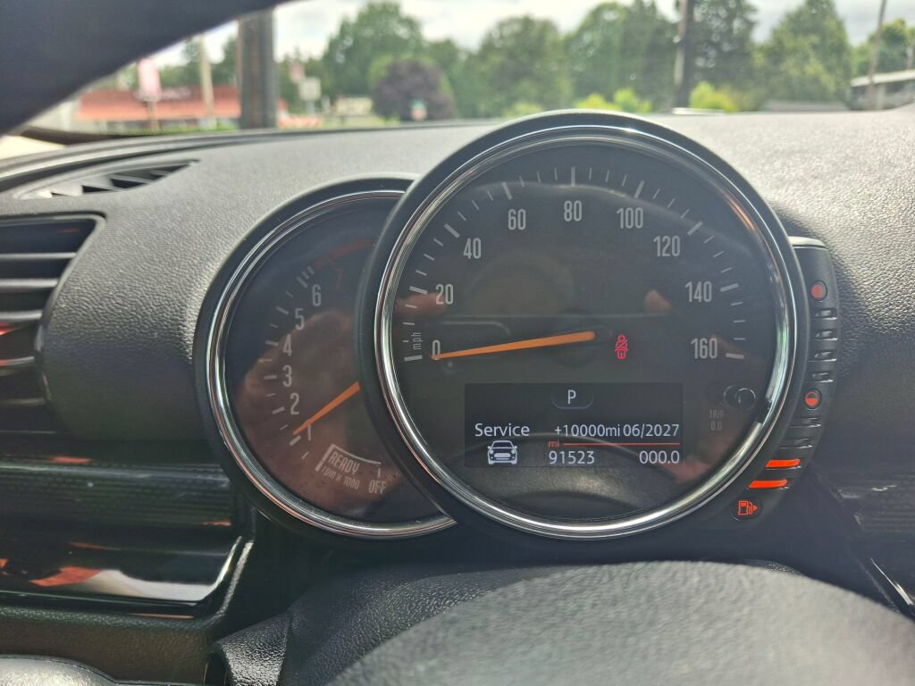 Used 2016 MINI Cooper Clubman FWD image 11