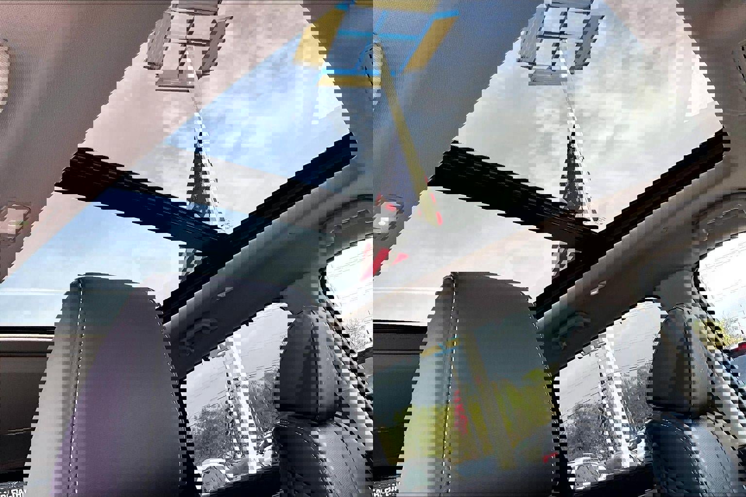 Used 2024 Acura MDX SH-AWD w/ Technology Package image 29