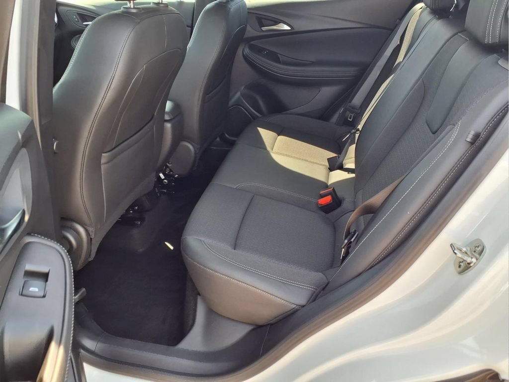 Used 2025 Buick Encore GX Preferred FWD image 22