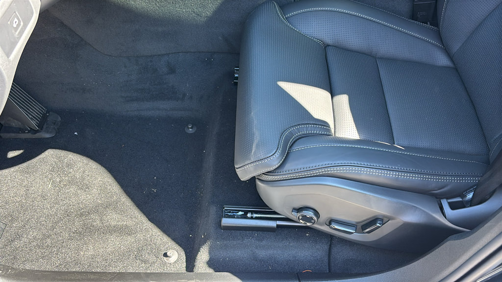 New 2027 Volvo XC60 B5 Ultra AWD/4WD image 26