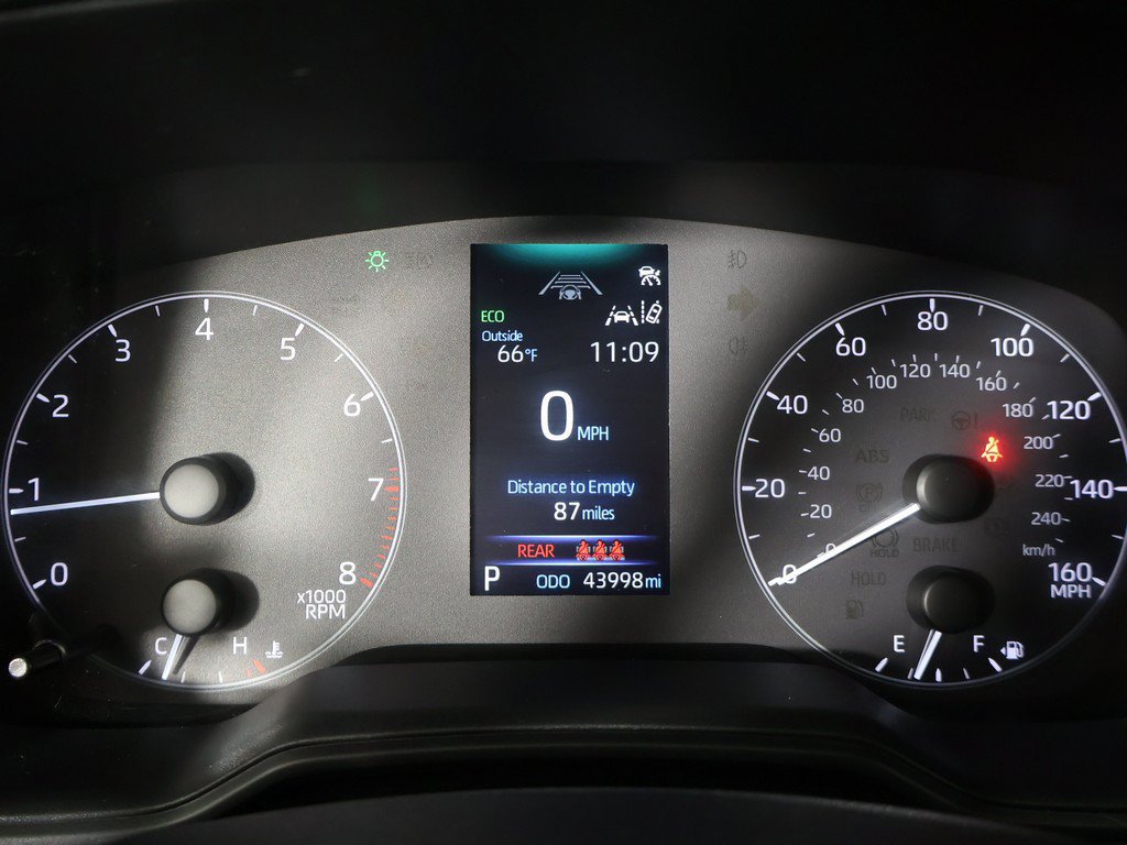 Used 2025 Toyota Corolla SE FWD image 33
