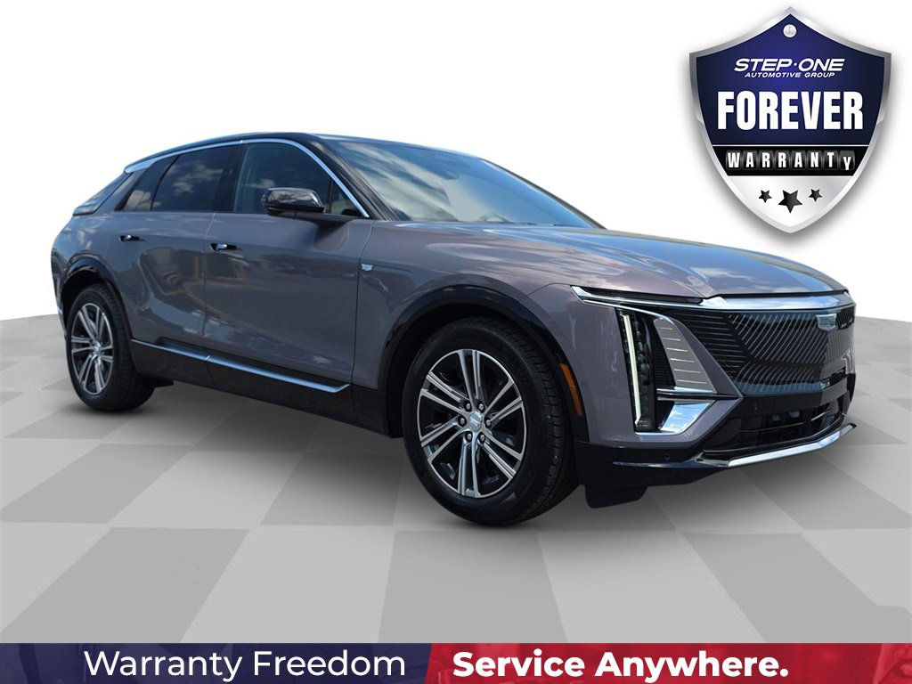 New 2025 Cadillac Lyriq Luxury image 1