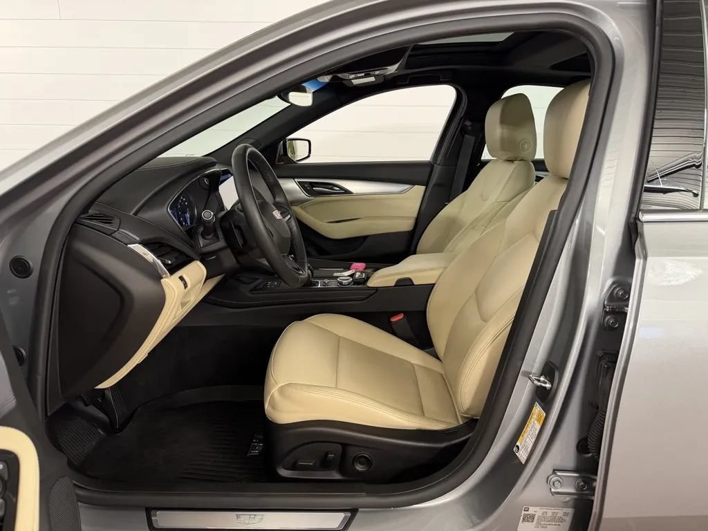 Used 2023 Cadillac CT5 Luxury w/ Sun And Sound Package AWD/4WD image 12