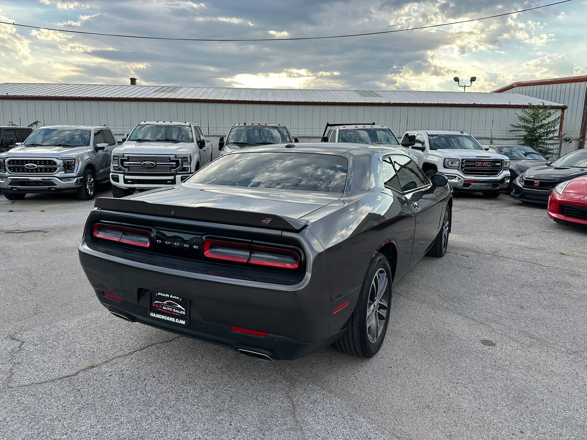 Used 2019 Dodge Challenger SXT w/ Driver Convenience Group AWD/4WD image 5