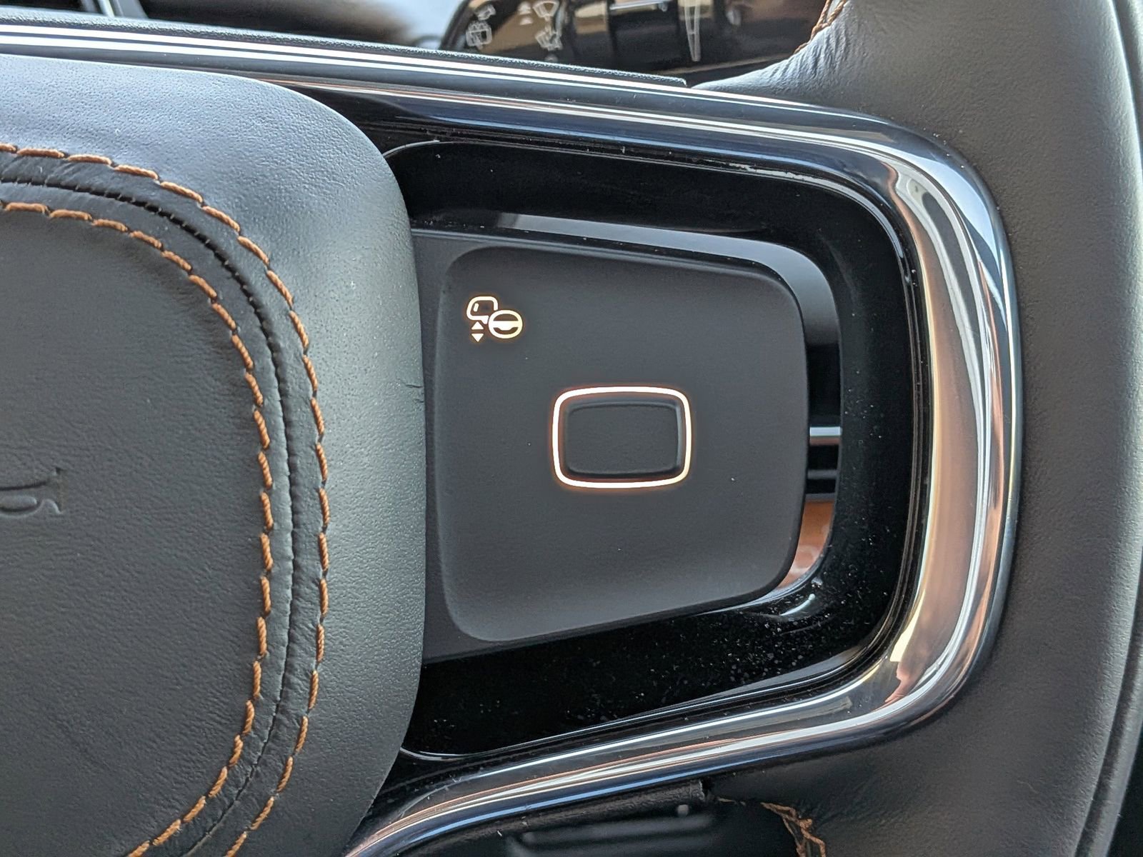 Certified 2025 Lincoln Navigator Black Label image 31