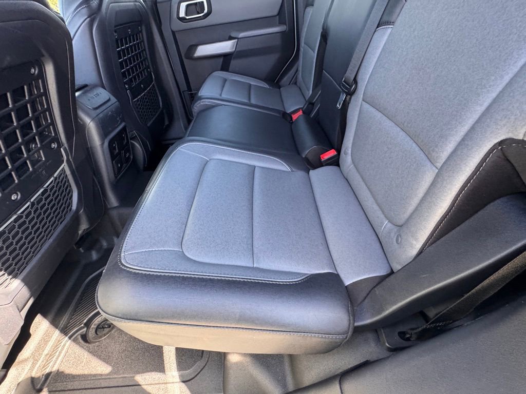 Certified 2023 Ford Bronco Everglades image 30