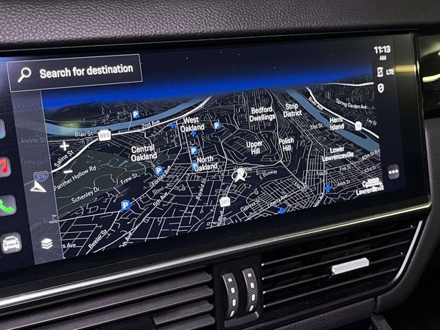 Used 2023 Porsche Cayenne w/ Premium Package image 30