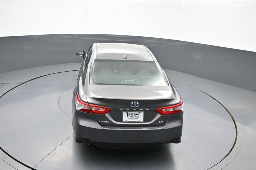 Certified 2019 Toyota Camry LE image 39