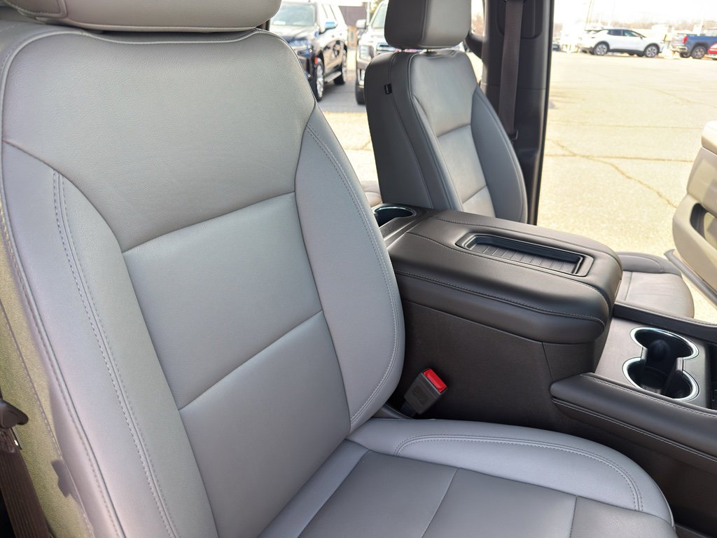 Used 2024 Chevrolet Tahoe LT image 31