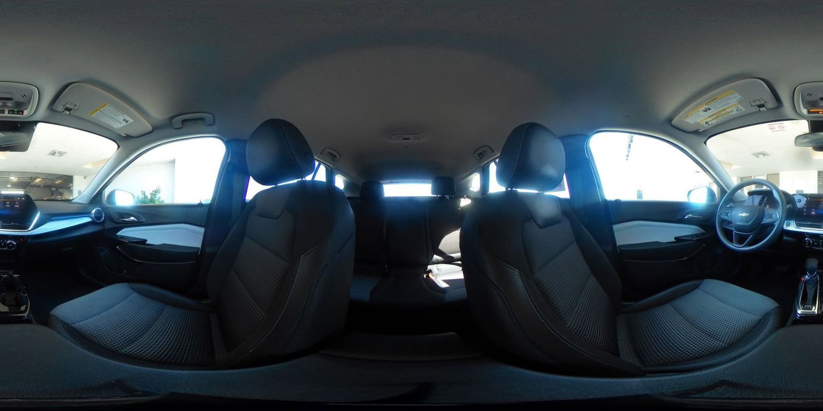 Used 2025 Chevrolet Trax LT FWD image 42