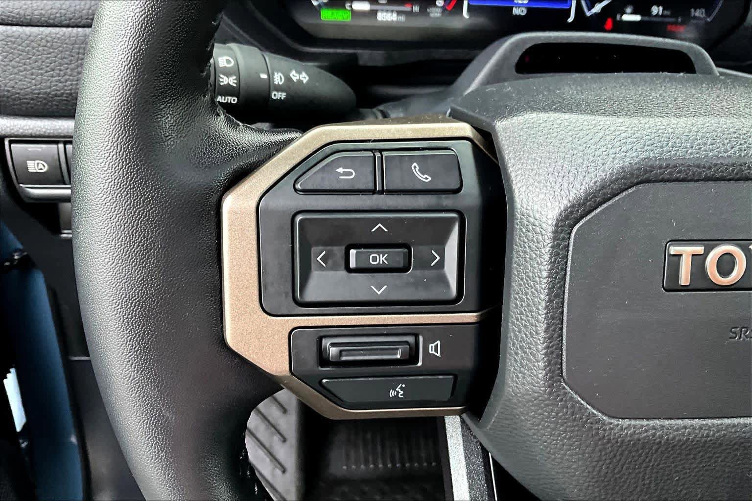 Certified 2025 Toyota Land Cruiser w/ Premium Package AWD/4WD image 23