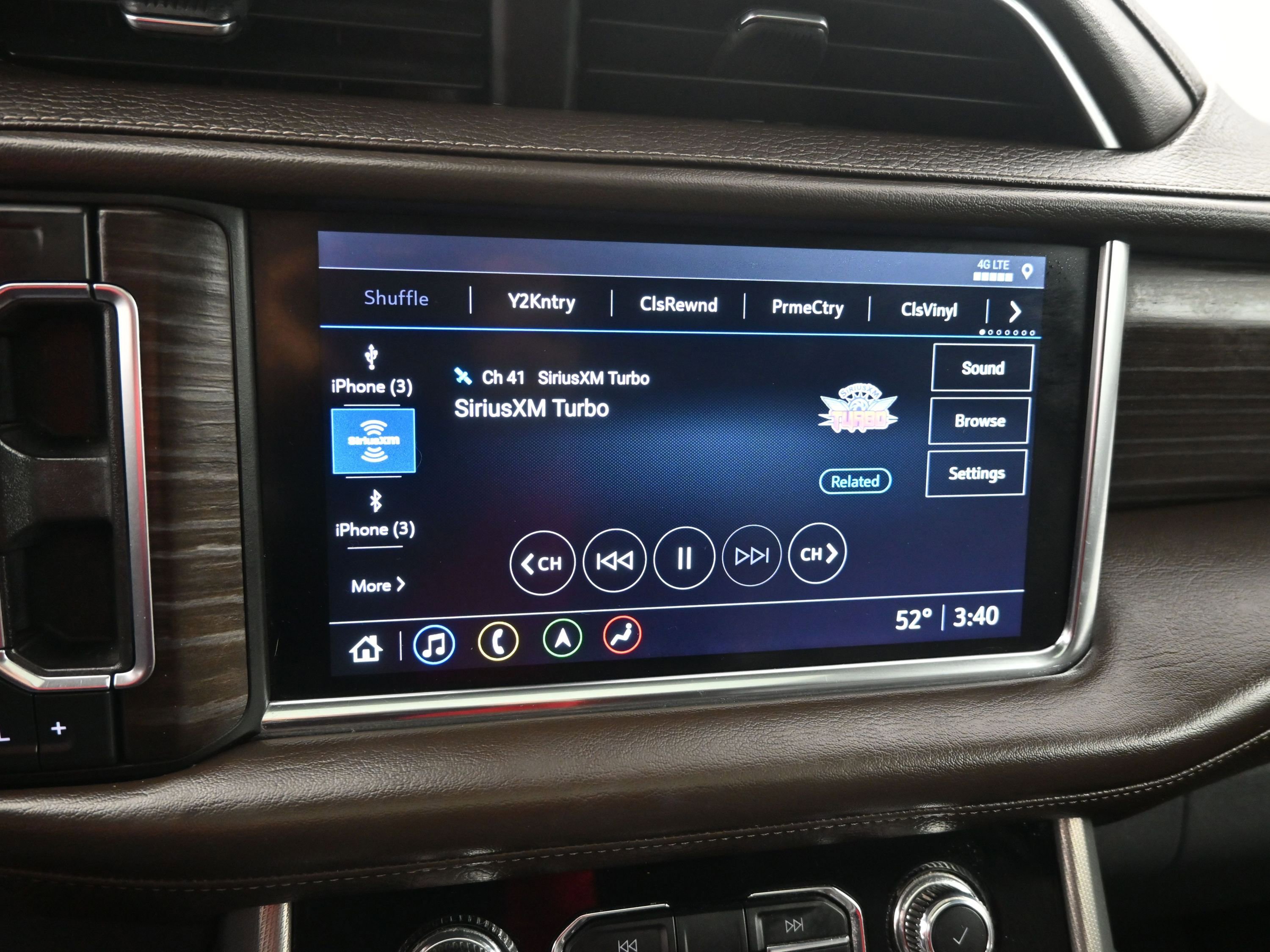 Used 2021 GMC Yukon Denali image 22